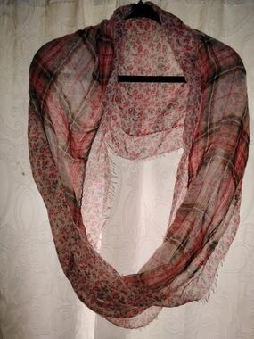 Mudd Pink Floral & Plaid Infinity Scarf